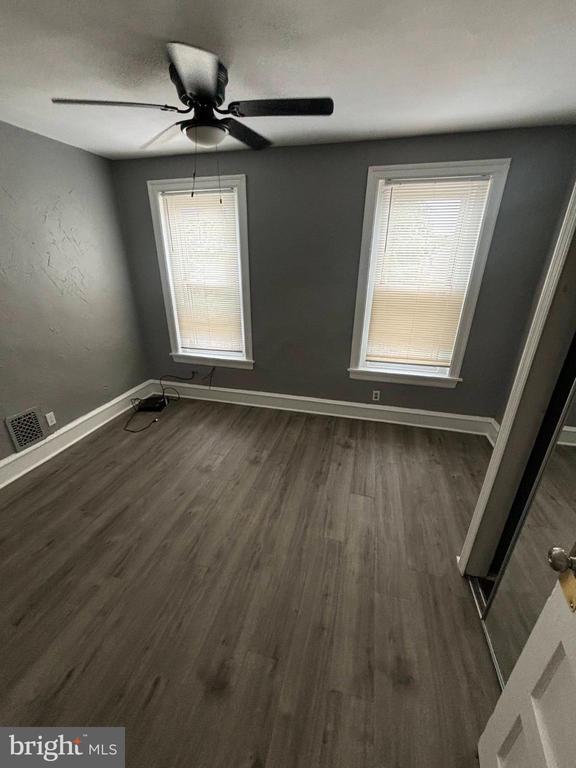 Foto del edificio - 2863 Harrison Ave
