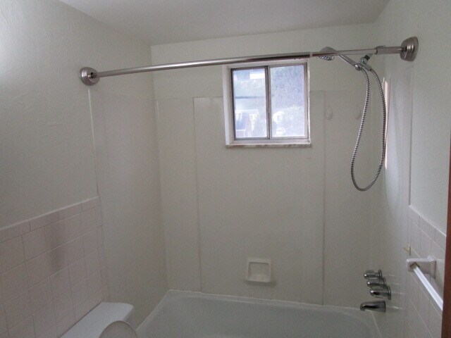 Bathroom - 1362 Bower Hill Rd