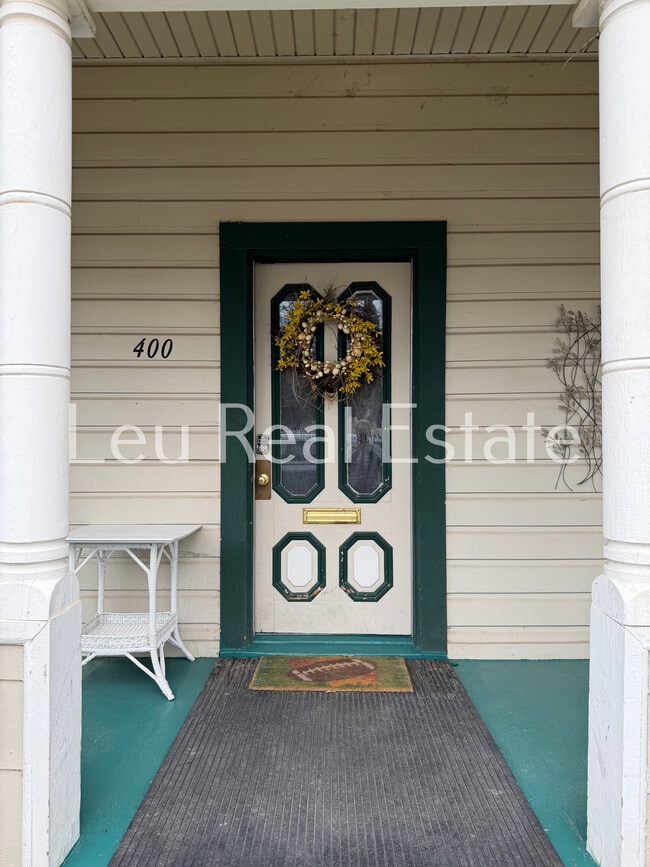 Foto del edificio - 400 El Dorado Ave