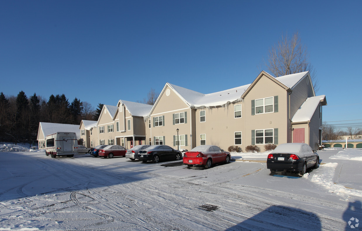 Primary Photo - Village Place Apartments