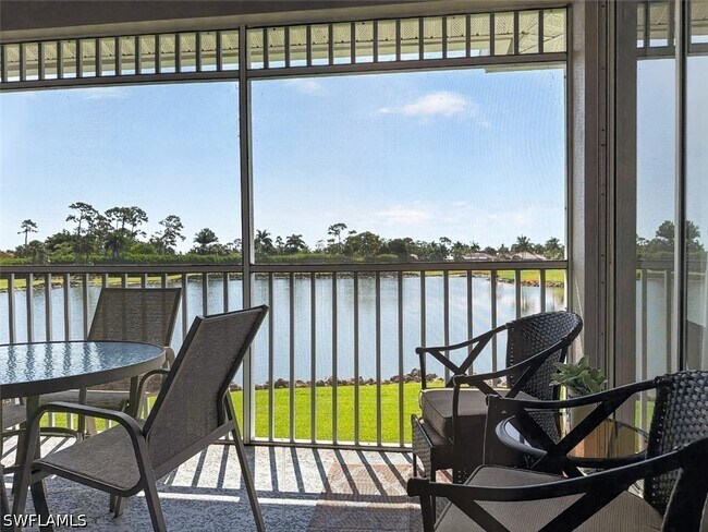 Foto del edificio - 7895 Mahogany Run Ln