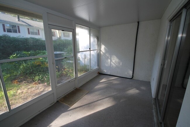 Building Photo - Lovely 2 Bd/2Ba Condo!