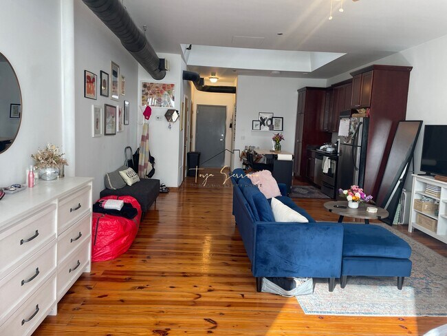 Foto del edificio - 612 Columbia Rd