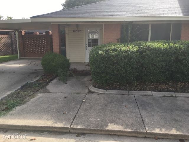 Primary Photo - 1802 Townhouse Dr