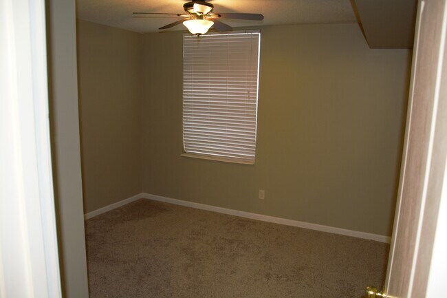 Bedroom #2 - 777 Slate Vw