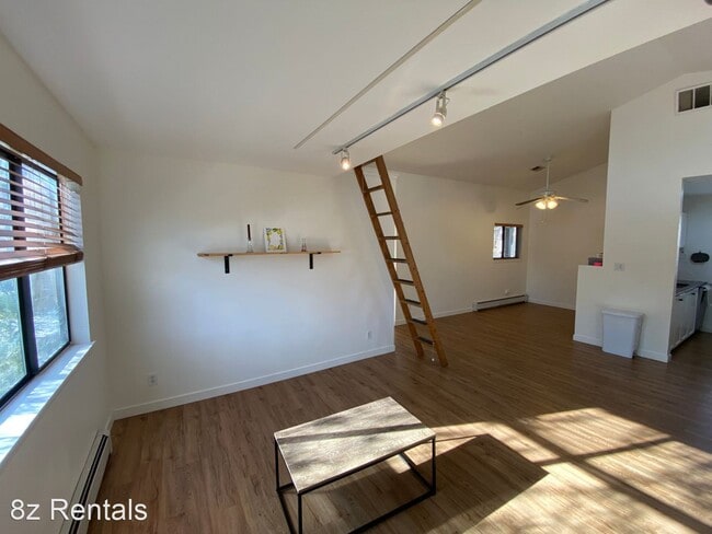 Building Photo - 2 br, 2 bath House - 1830 22nd Street #9