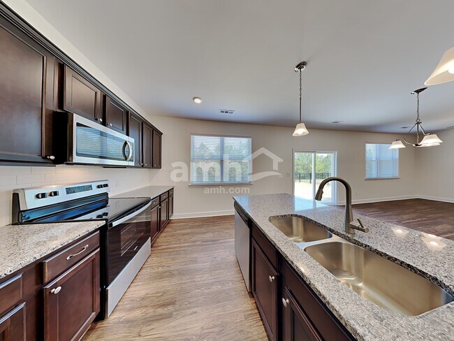 Foto del edificio - 5420 Lake Water Ct