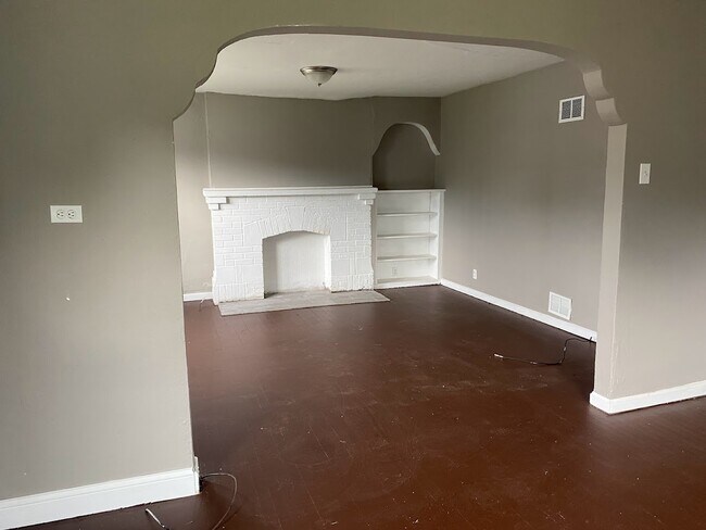 Foto del edificio - 7061 Idlewild Ave