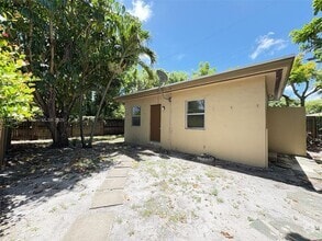 Building Photo - 2840 Funston St