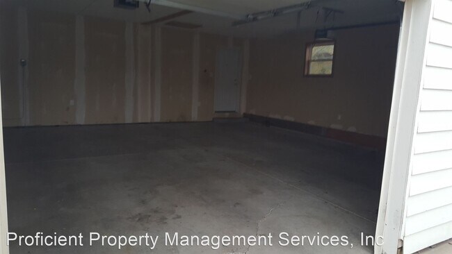 Foto del edificio - 3 br, 2 bath House - 1332 Natalie