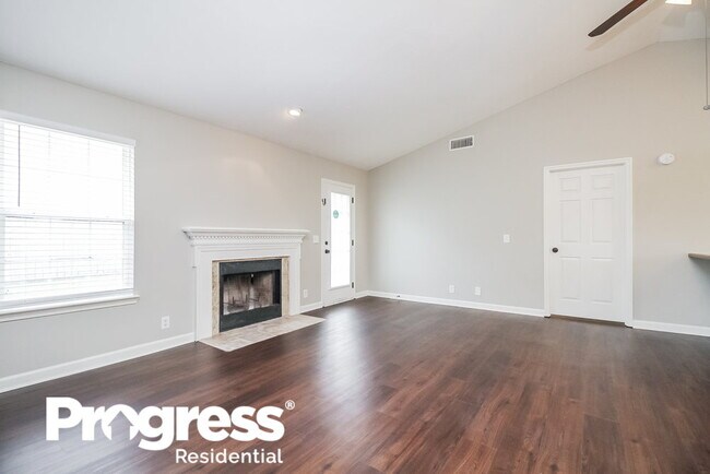 Building Photo - 841 Lavergne Ln
