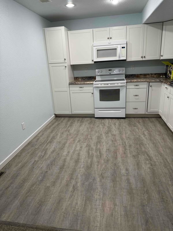 Foto del edificio - 12718 W Burgundy Pl