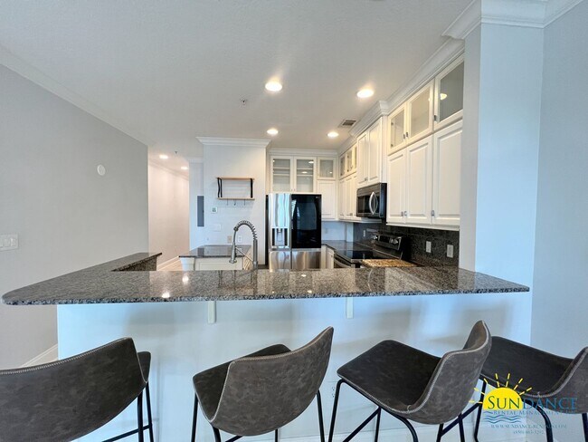 Foto del edificio - Beautiful Partially Furnished Condo in Downtown Fort Walton Beach!