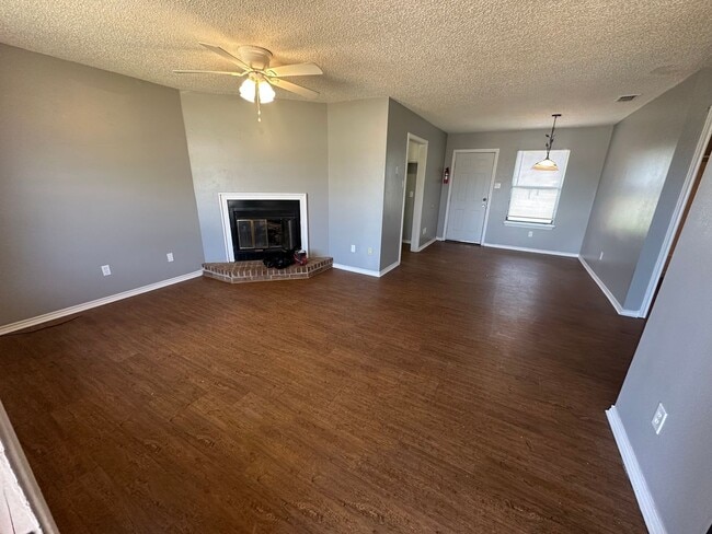Foto del edificio - 12756 Candleridge Dr