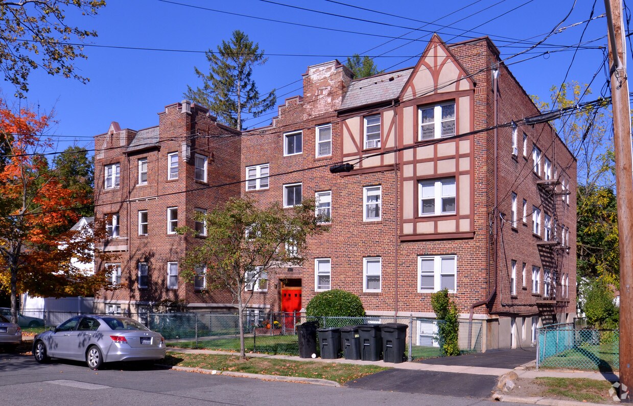 34 Merritt Ave, White Plains, NY 10606 Apartments in White Plains, NY