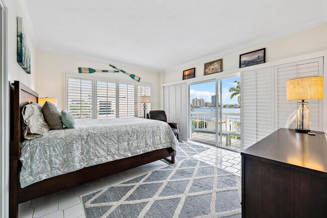 Foto del edificio - 250 Bradley Pl