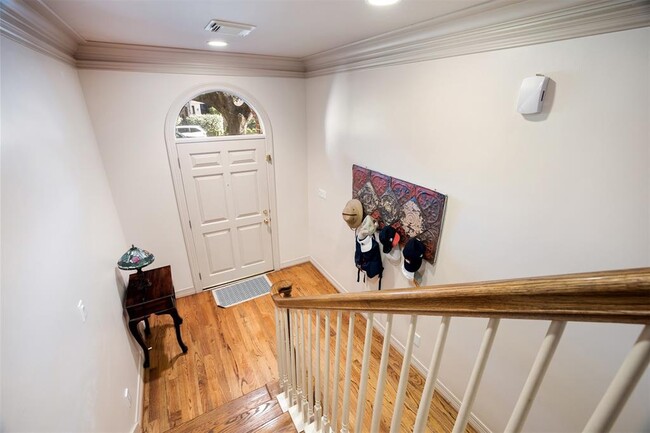 Building Photo - 4012 Gramercy St