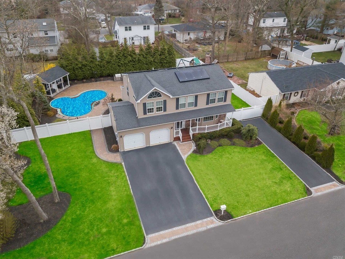 Foto principal - 36 Tipton Dr W