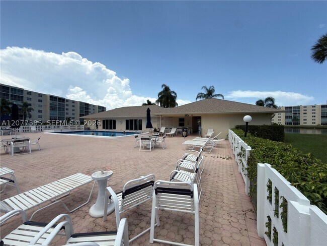 Foto del edificio - 141 SE 3rd St
