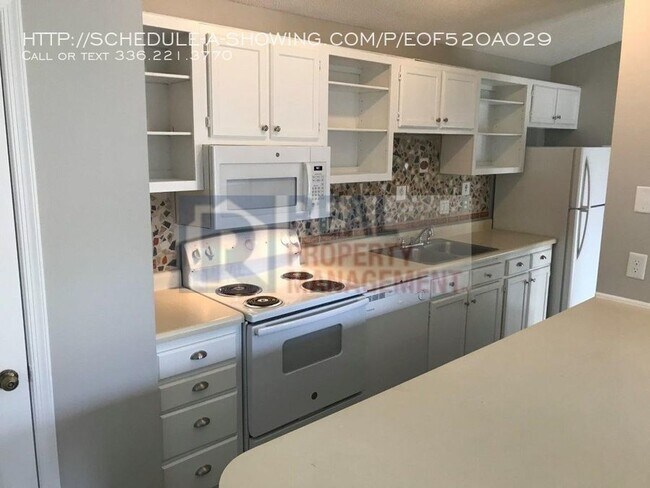 Foto del edificio - 2328 W Vandalia Rd