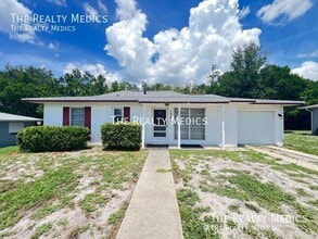 Building Photo - 1525 Fort Smith Blvd
