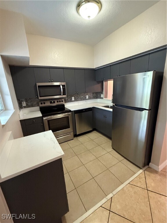 Foto del edificio - 8408 Bernwood Cove Loop