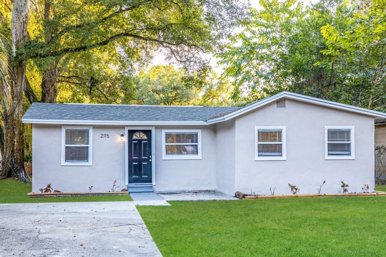 Primary Photo - 2115 E Ellicott St