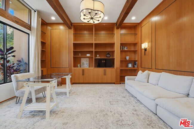 Foto del edificio - 17424 Cumpston St