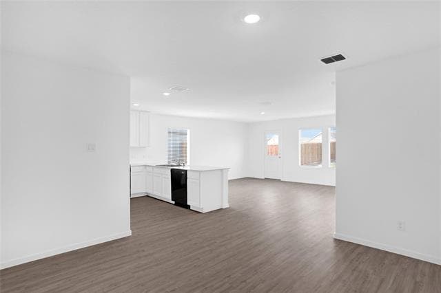 Foto del edificio - 818 Ginkgo Wy