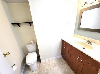 Photo du bâtiment - 16 Sammut Pl