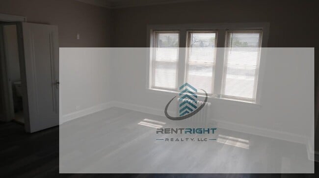 Foto del edificio - 4477 N Elston Ave