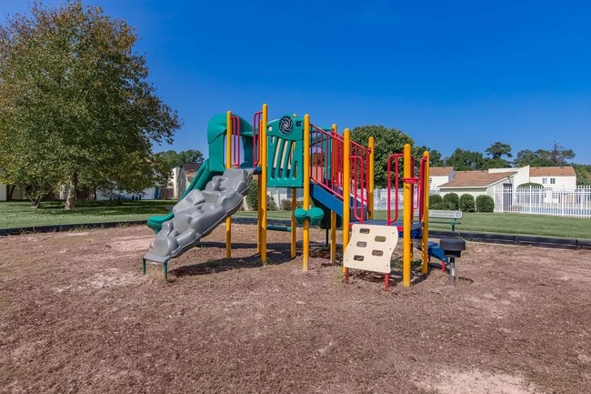 Foto del edificio - Village at Town Park