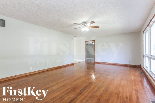 Foto del edificio - 6605 W 14th St