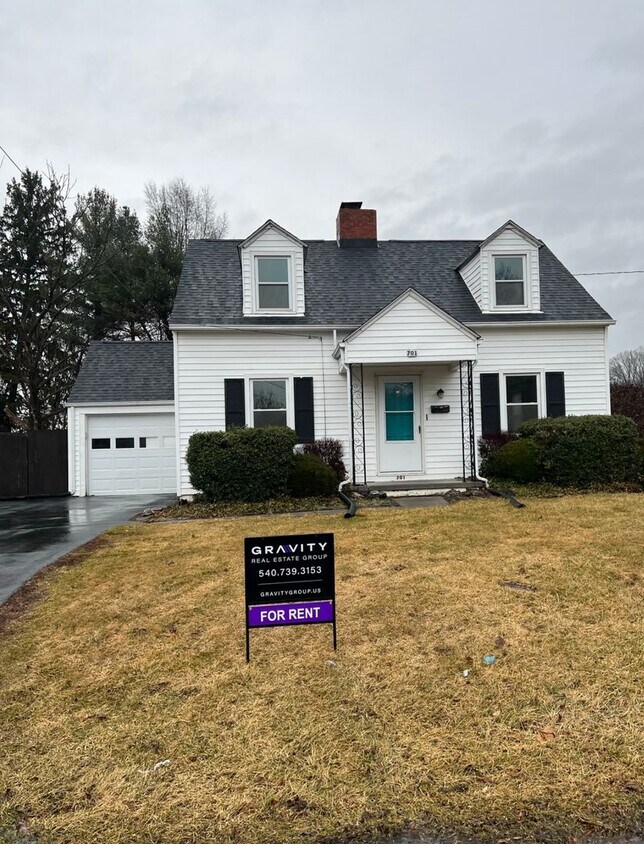 701 Ft Branch Rd FOR LEASE House Rental in Pearisburg, VA