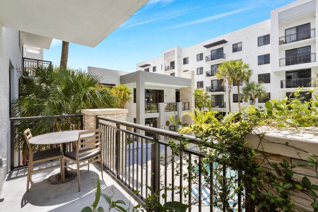 Foto del edificio - 8400 NW 102nd Ave
