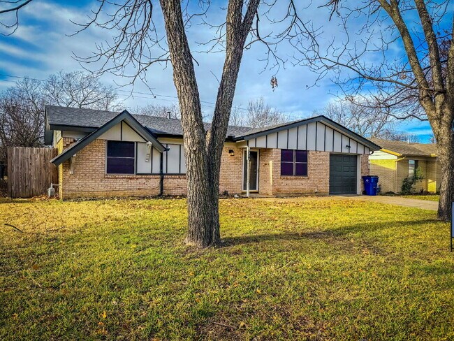 Photo - Modern Elegance Meets Suburban Comfort: Updated 3-Bed, 2-Bath Gem in Heart of Burleson Apartment