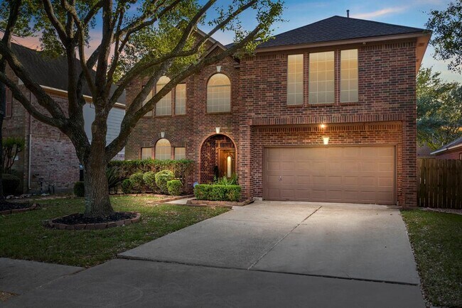 Building Photo - 15225 Shapiro Springs Ln