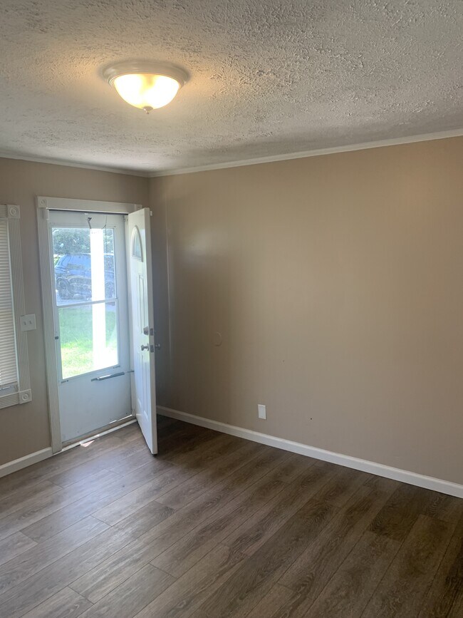 Building Photo - 4152 N 61st St