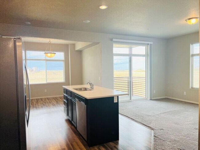 Foto del edificio - 2 bedroom, 1 bath condo located in Northwest Loveland, CO