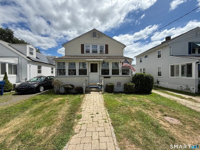 Building Photo - 16 Springfield Rd