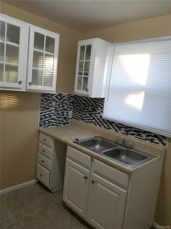 Foto principal - 3577 Bassett St