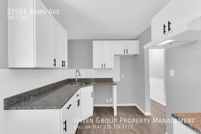 Building Photo - 22501 Arms Ave