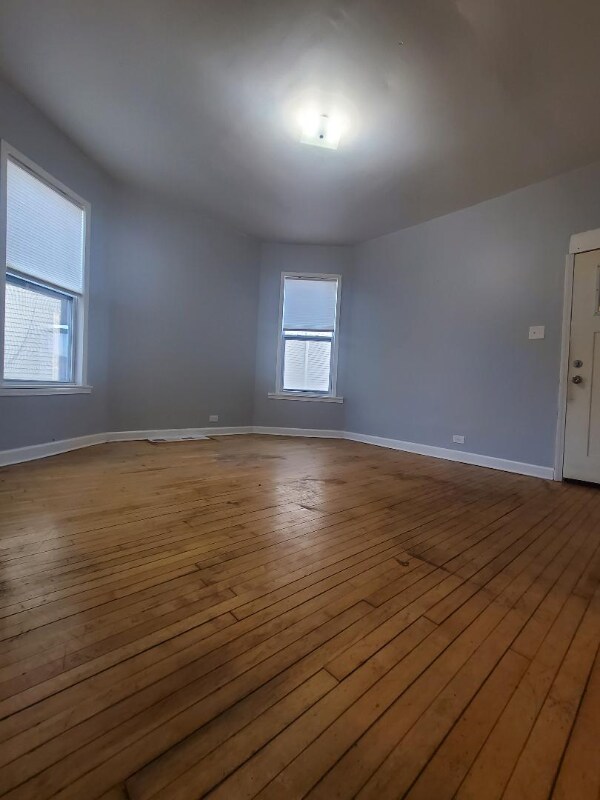 Foto del edificio - 1725 N Cicero Ave