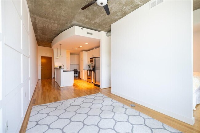 Foto del edificio - 943 Peachtree St NE