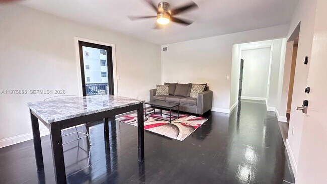 Foto del edificio - 320 SW 29th Rd