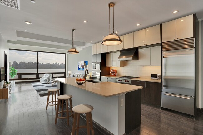 Building Photo - 9 Somerset Ln