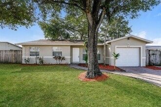 Building Photo - 8410 NW 27th Pl