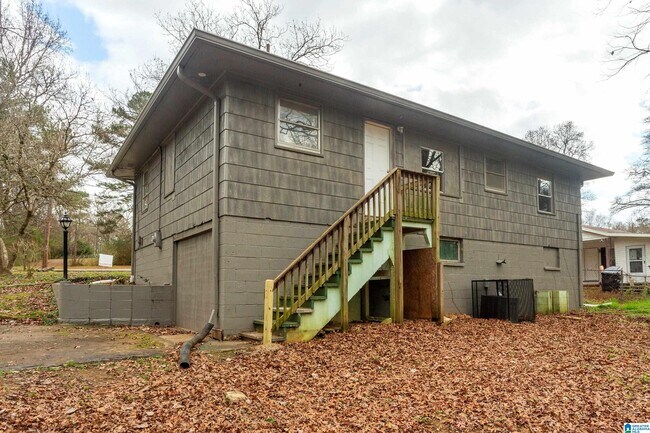 Building Photo - 85 Cash Dr