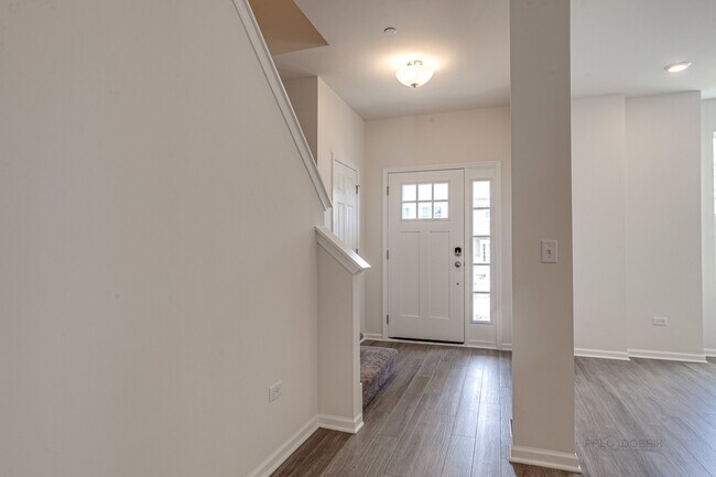 Foto del edificio - 264 Hoffmann Dr