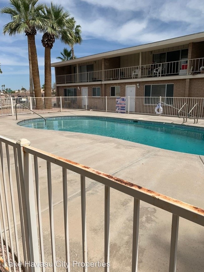 2750 Palo Verde Blvd S, Lake Havasu City, AZ 86403 Apartment for Rent